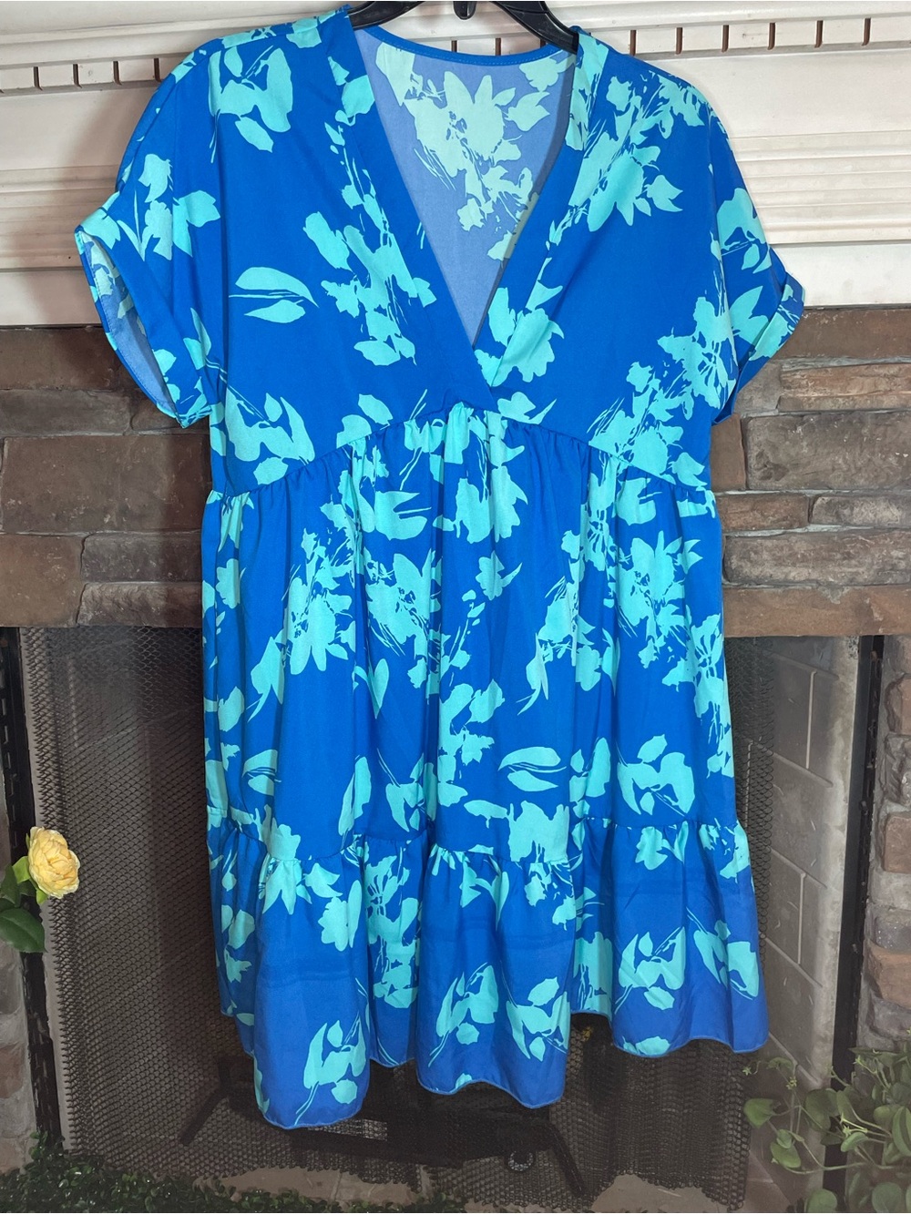 SHEIN Bright Blue and Aqua Floral V-Neck Midi Dress